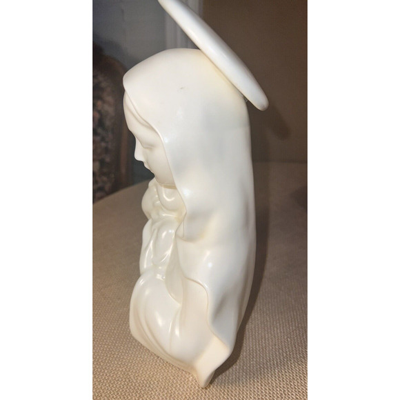 Virgin Mary &Jesus Bisque Porcelain 10" Figurine--Vintage and Beautiful - Picture 6 of 11